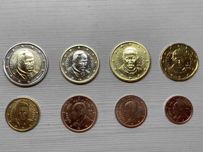 Vatikan Euro Seria 2015a. plastiktaskus - Paavst Francisk - Image 1