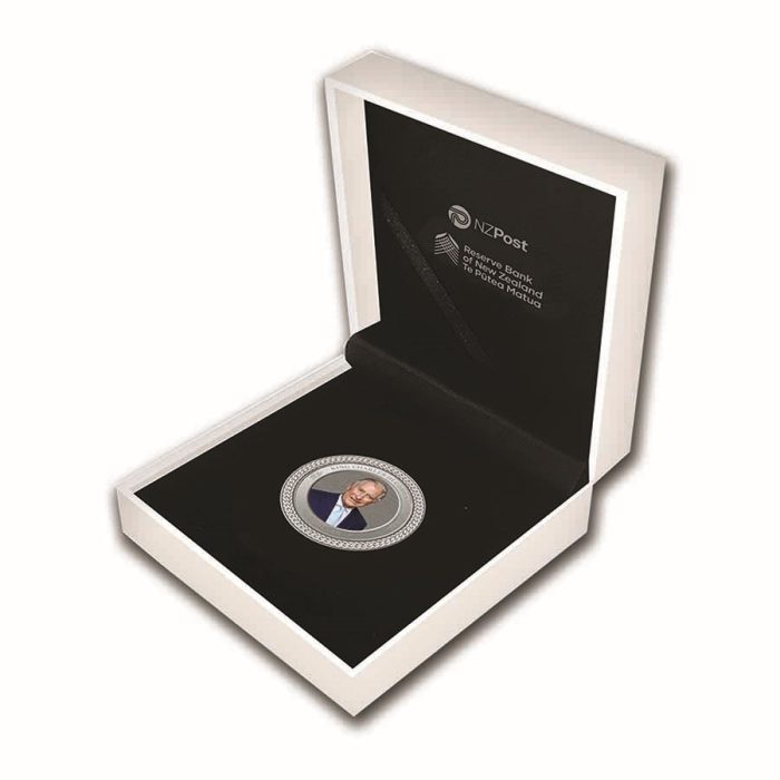 Moneta d'argento Nuova Zelanda 2023 - Incoronazione del re Carlo III - immagine 2